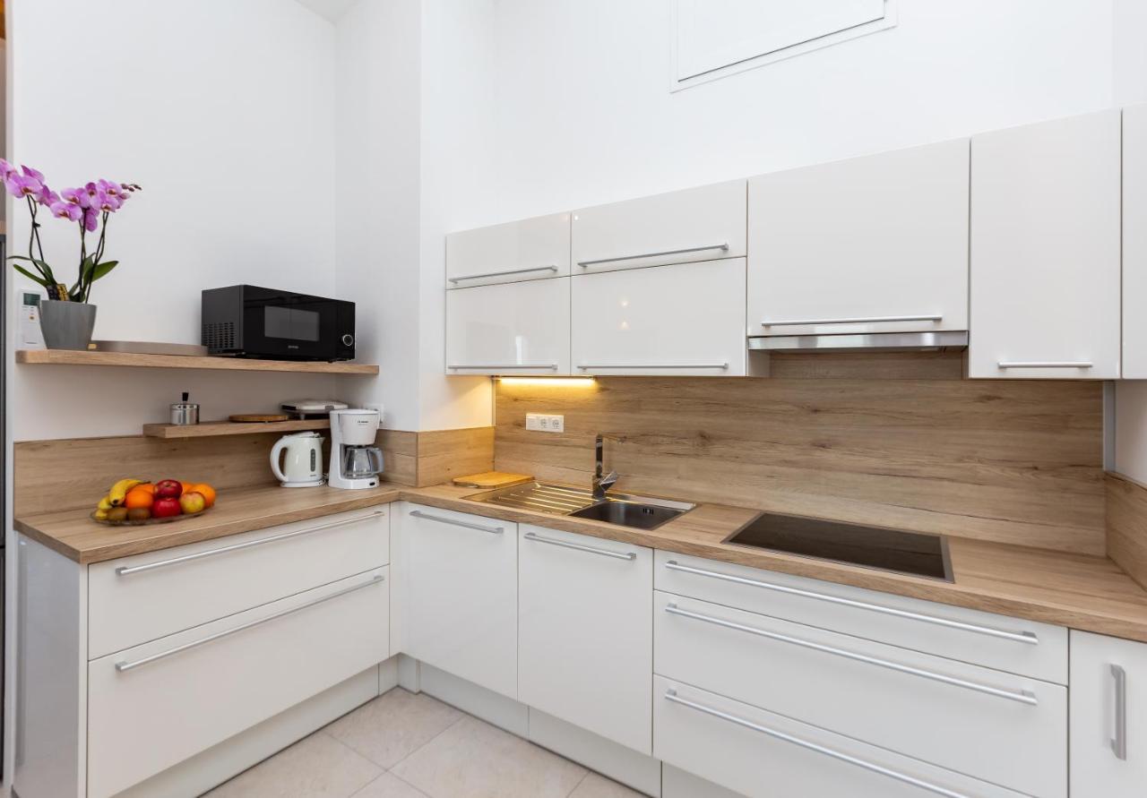 Apartments Krusec Pula Luaran gambar